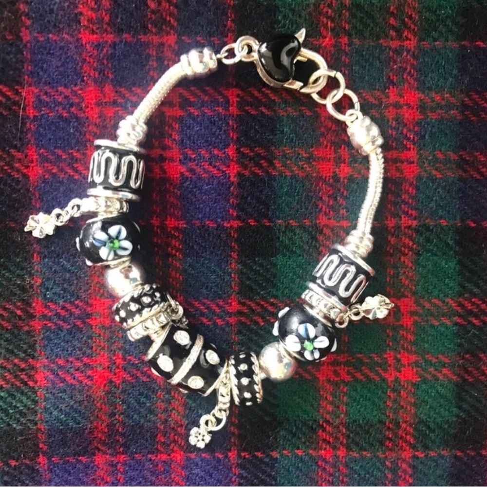 Scottish Black and Silver Charm Bracelet